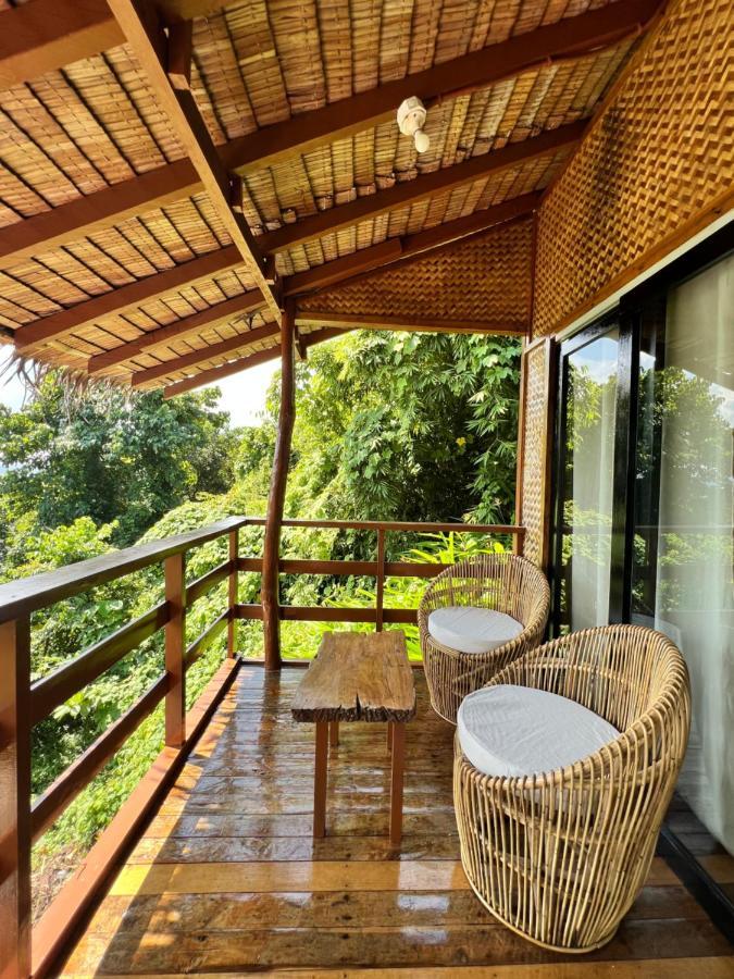 Ursula Beach Resort El Nido Exterior photo